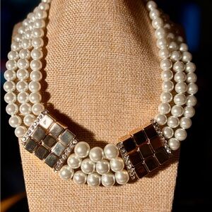 0158) Cohesive Jewels triple strand faux pearl